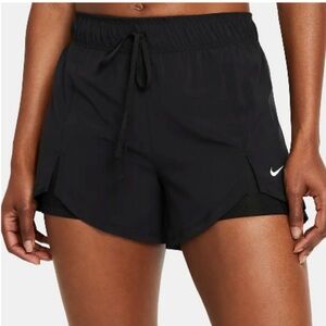Nike flex essential 2-in-1 short. Size small.